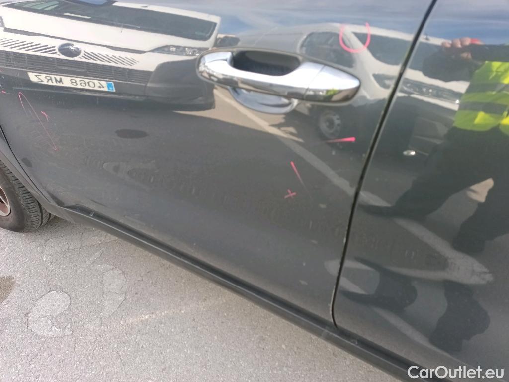  KIA  Sportage KIA  1.6MHEV Drive 100kW(136CV) 4x2(Crist Tintados)(CX) #13