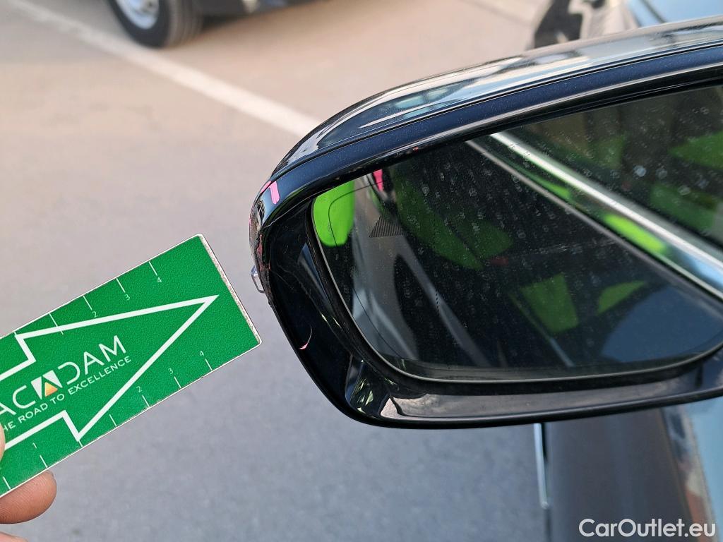  Bmw  Serie 5 BMW  / 2016 / 4P / sedán 540iA #54