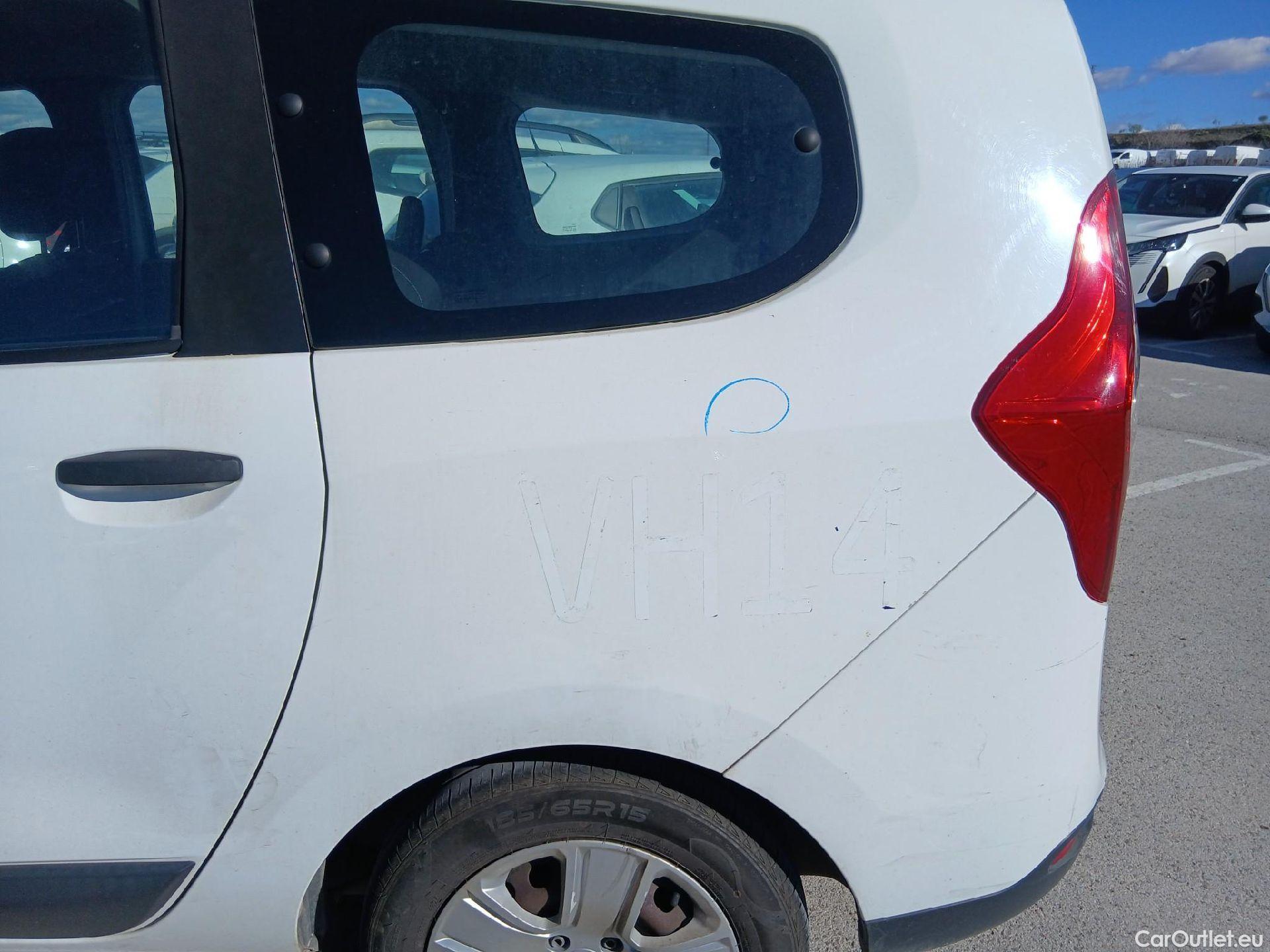  Dacia  Lodgy DACIA  / 2012 / 5P / monovolumen compacto Comfort Blue dCi 70kW (95CV) 7Pl - 18 #24