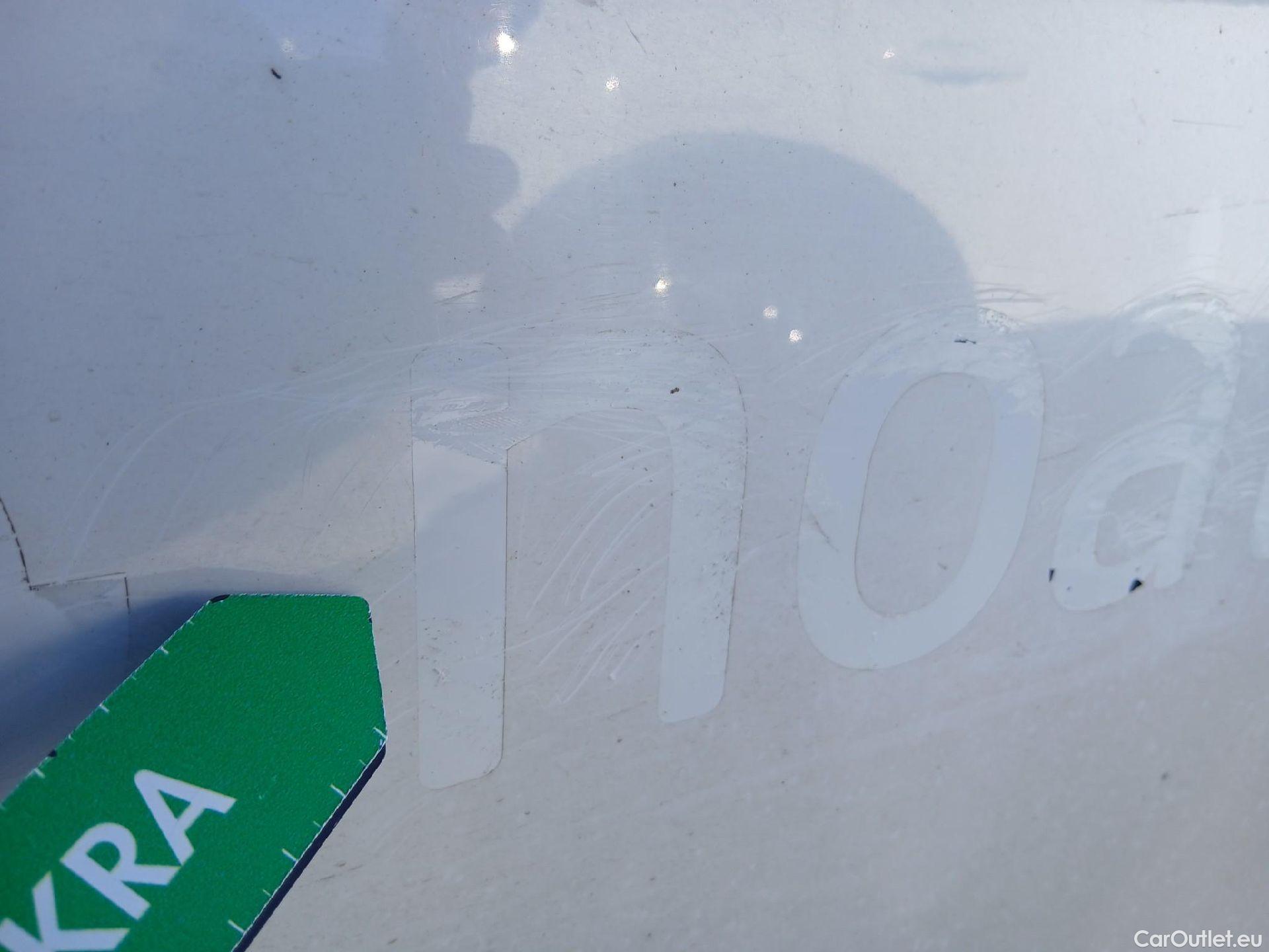  Dacia  Lodgy DACIA  / 2012 / 5P / monovolumen compacto Comfort Blue dCi 70kW (95CV) 7Pl - 18 #47