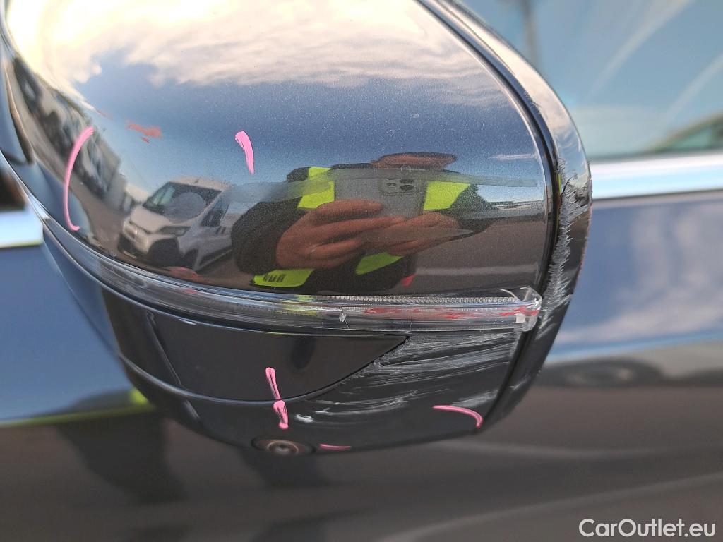  Bmw  Serie 5 BMW  / 2016 / 4P / sedán 540iA #68