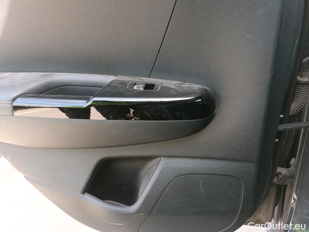  KIA  Sportage KIA  1.6MHEV Drive 100kW(136CV) 4x2(Crist Tintados)(CX) #30