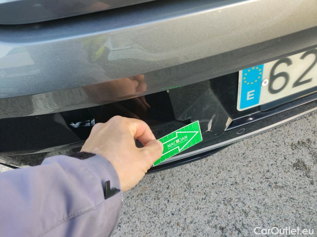  Renault  Megane-e RENAULT Megane E-Tech / 2022 / 5P / berlina con portón equilibre EV40 96kW (130CV) standard ch. #6