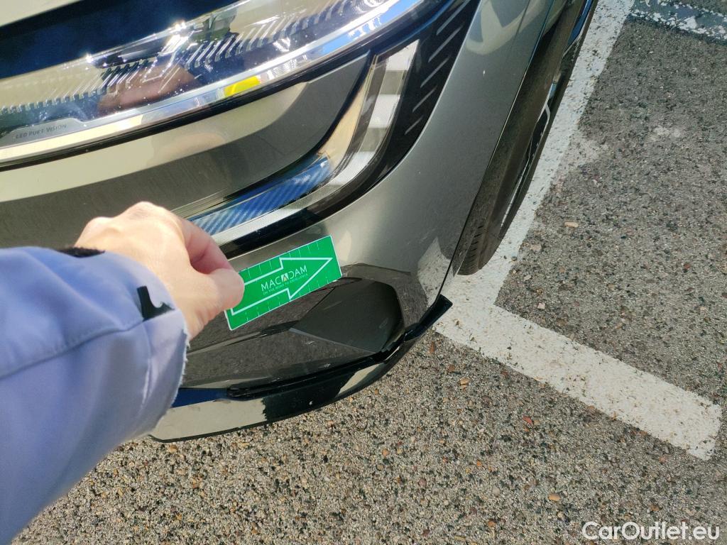  Renault  Megane-e RENAULT Megane E-Tech / 2022 / 5P / berlina con portón equilibre EV40 96kW (130CV) standard ch. #23