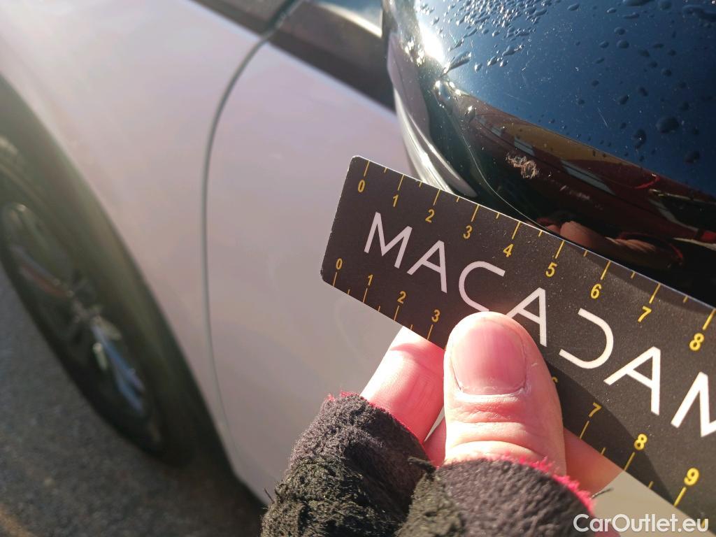  Peugeot  2008 PEUGEOT  / 2019 / 5P / todoterreno Active Pack BlueHDI 81kW (110CV) #23