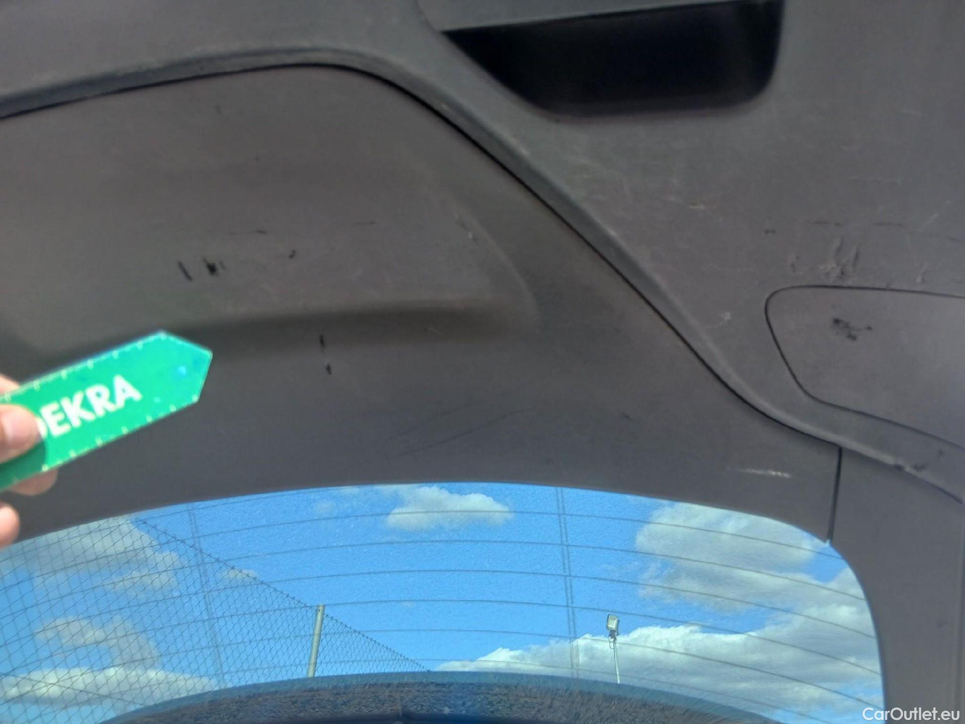  Renault  Megane RENAULT Mégane / 2015 / 5P / familiar Sp. Tourer Zen En. dCi 81kW (110CV) #5