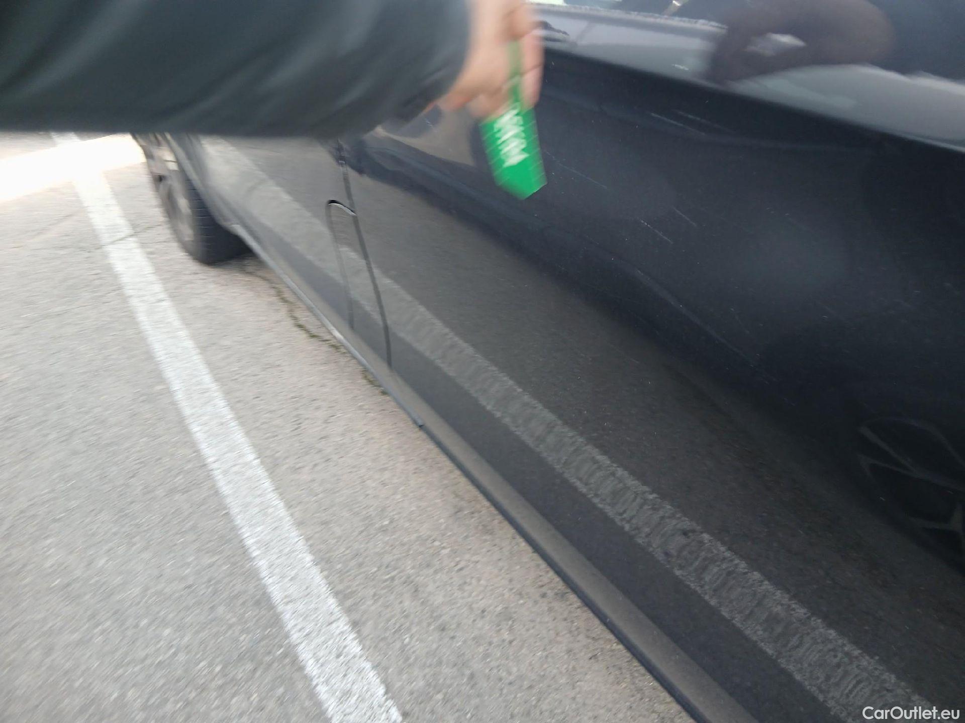  Mercedes  V-Klasse V -Clase Combi V 220/250/300 d AVANTGARDE Largo (447.813) 190CV AT9 E6d #1