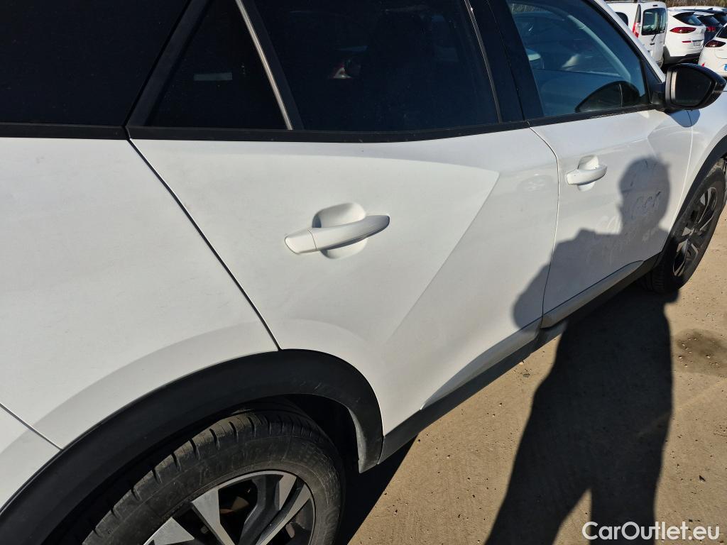  Peugeot  2008 PEUGEOT  / 2019 / 5P / todoterreno Allure BlueHDI 81kW (110CV) #25