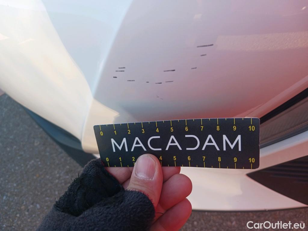  Peugeot  2008 PEUGEOT  / 2019 / 5P / todoterreno Active Pack BlueHDI 81kW (110CV) #14