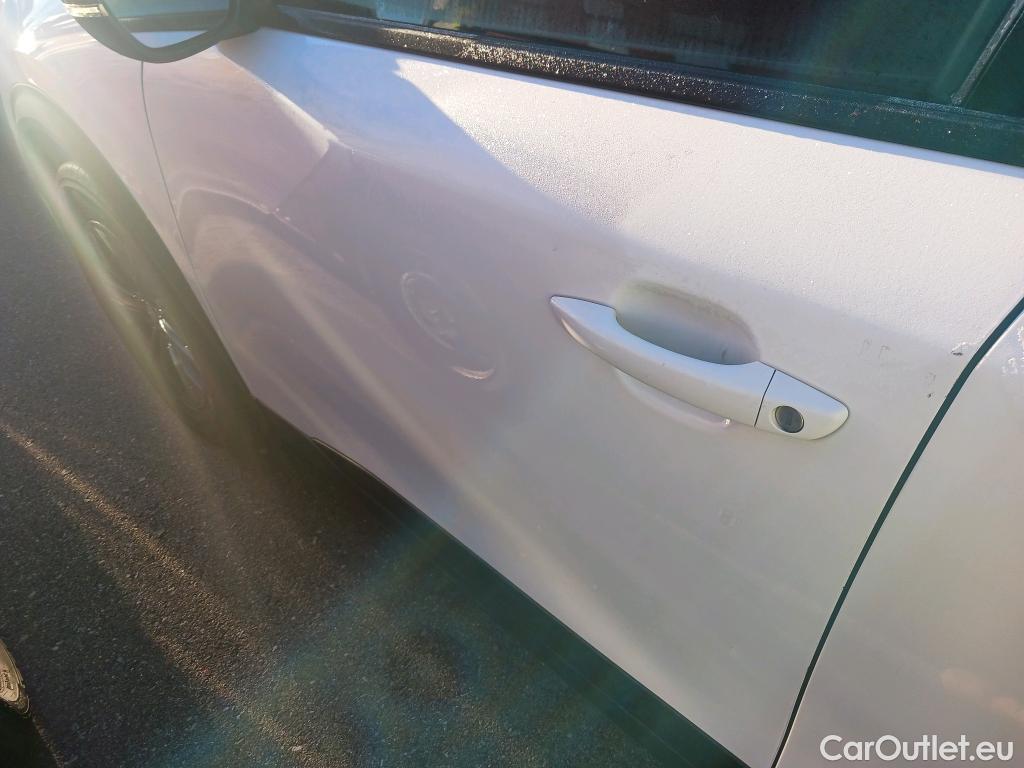  Peugeot  2008 PEUGEOT  / 2019 / 5P / todoterreno Active Pack BlueHDI 81kW (110CV) #20