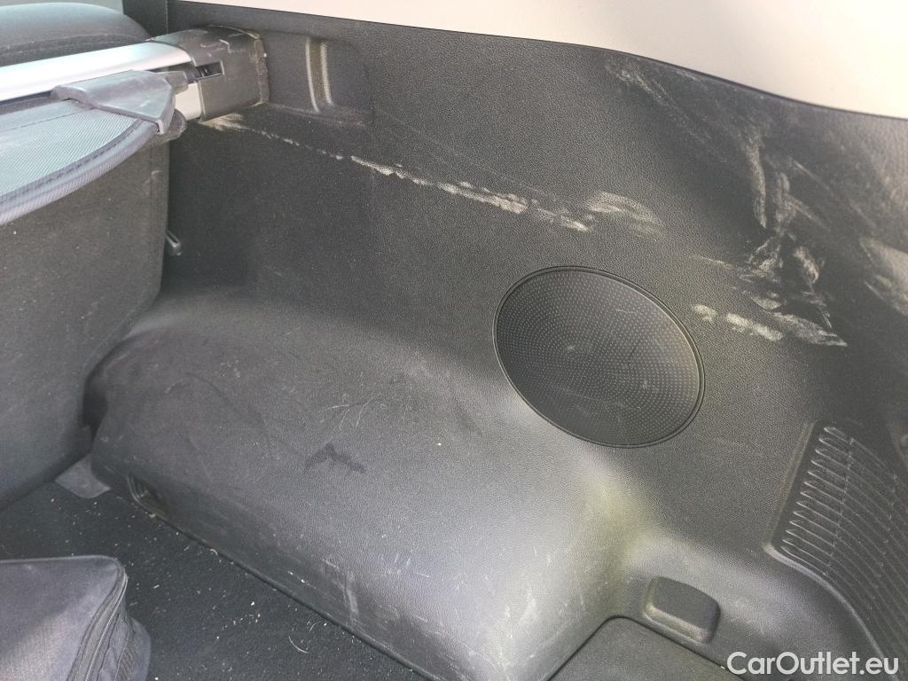  KIA  Sportage KIA  1.6MHEV Drive 100kW(136CV) 4x2(Crist Tintados)(CX) #28