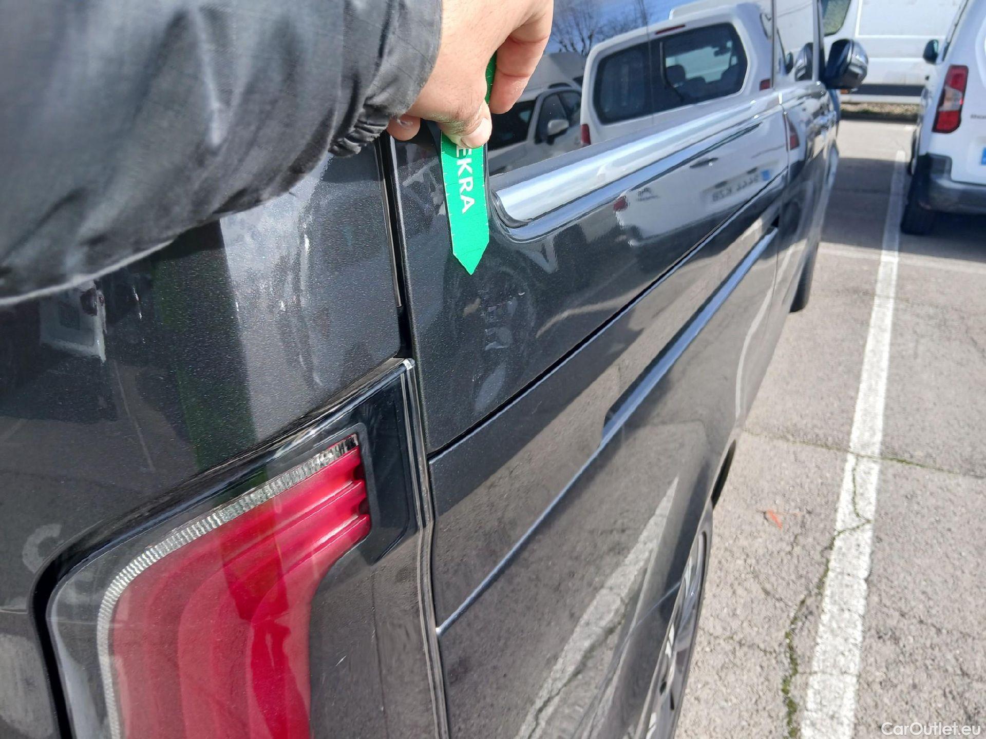  Mercedes  V-Klasse V -Clase Combi V 220/250/300 d AVANTGARDE Largo (447.813) 190CV AT9 E6d #4