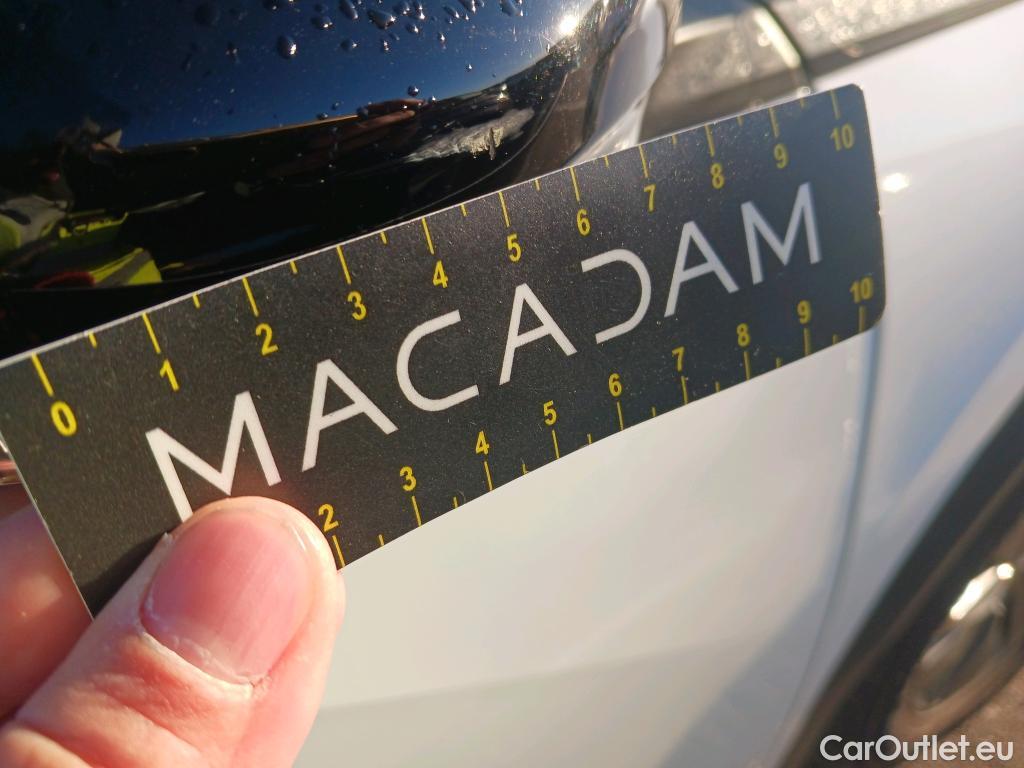  Peugeot  2008 PEUGEOT  / 2019 / 5P / todoterreno Active Pack BlueHDI 81kW (110CV) #27