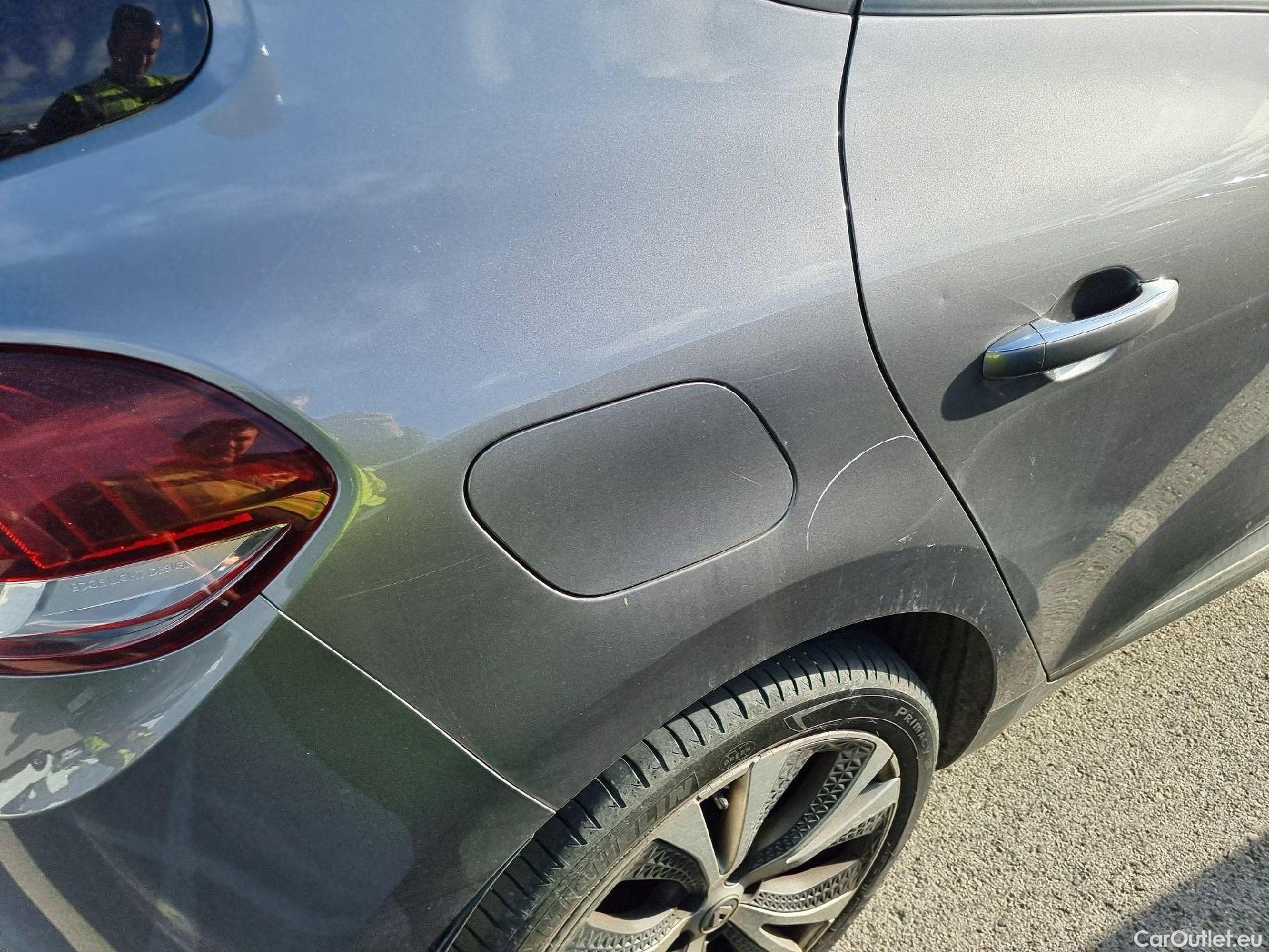  Renault  Scenic RENAULT Scénic / 2016 / 5P / monovolumen compacto Zen Energy dCi 96kW (130CV) #31