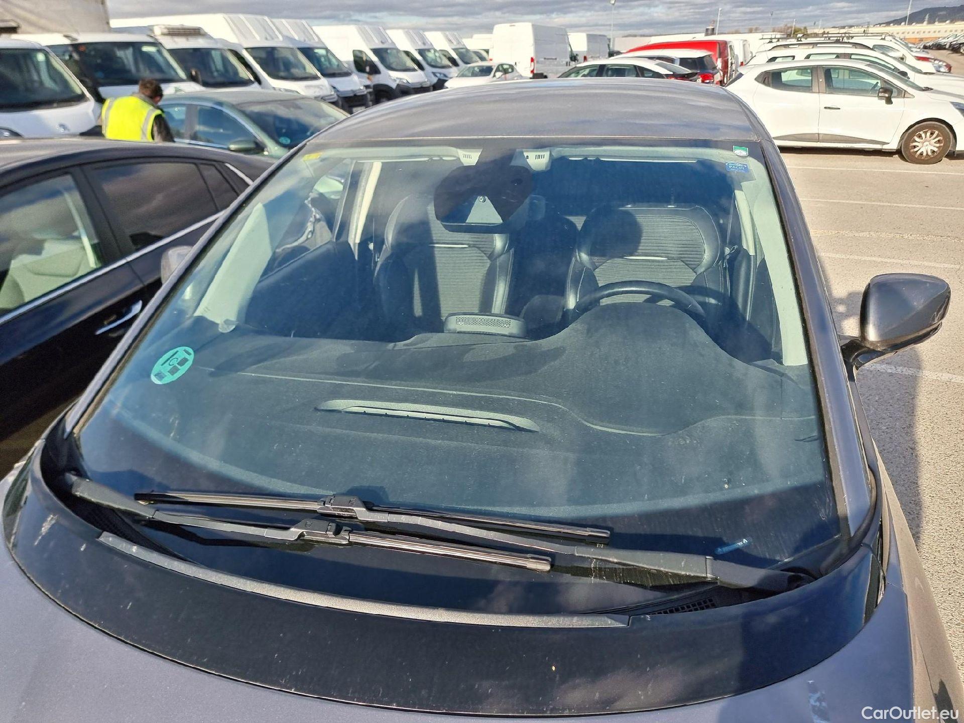  Renault  Scenic RENAULT Scénic / 2016 / 5P / monovolumen compacto Zen Energy dCi 96kW (130CV) #9