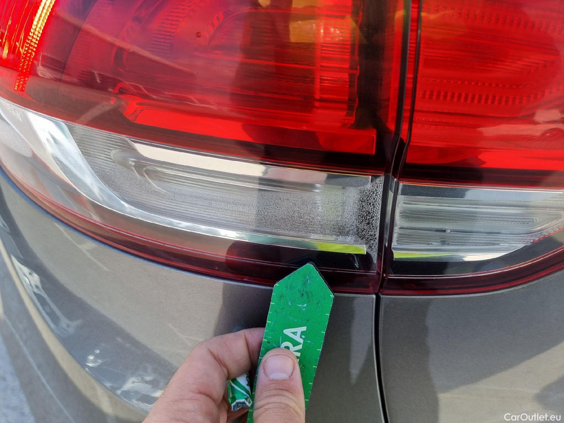  Renault  Scenic RENAULT Scénic / 2016 / 5P / monovolumen compacto Zen Energy dCi 96kW (130CV) #29