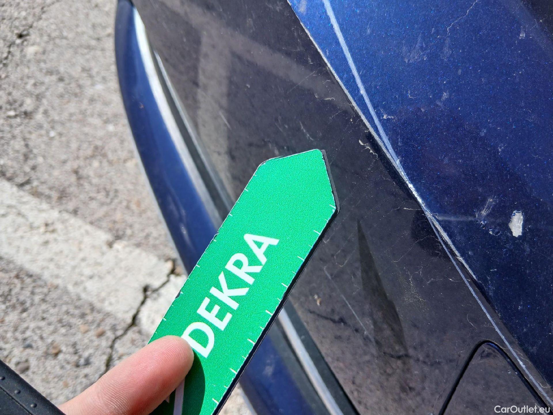  Volkswagen  Passat VOLKSWAGEN  / 2014 / 4P / sedán Sport 2.0 TDI 140kW (190CV) DSG #5