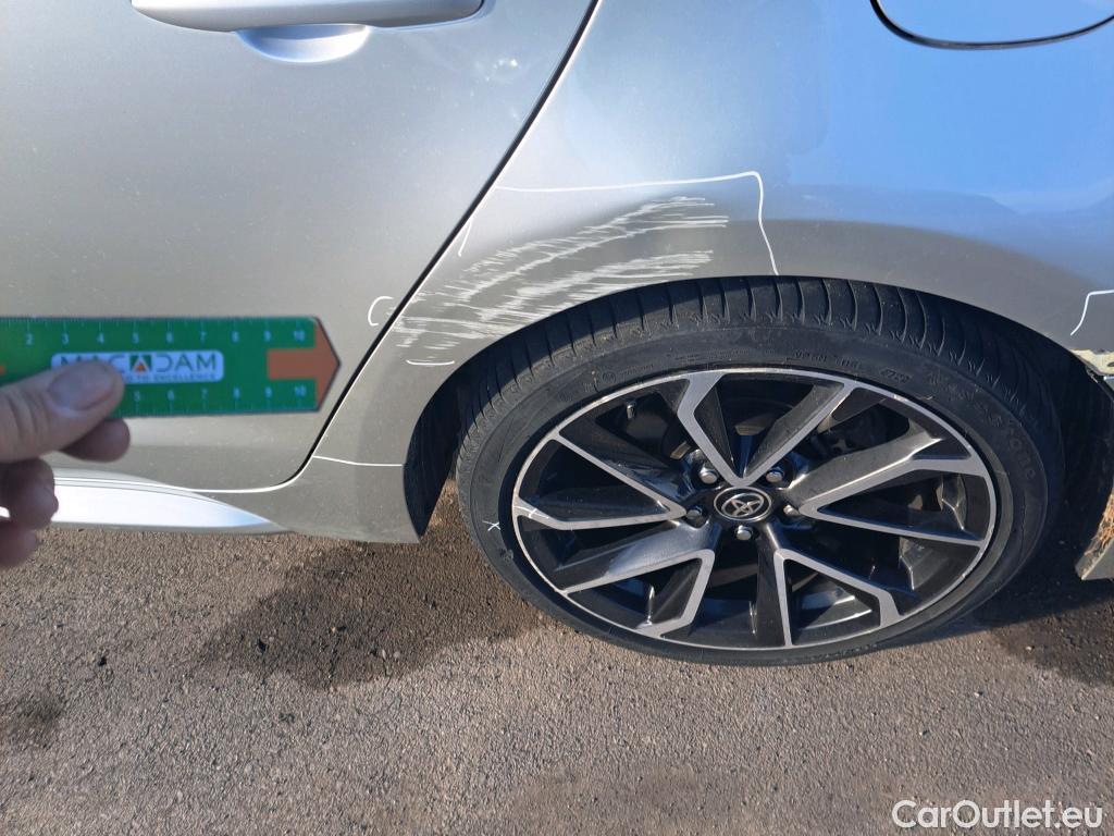  Toyota  Corolla TOYOTA  / 2019 / 5P / familiar 2.0 180H FEEL! E-CVT TOURING SPORT #24