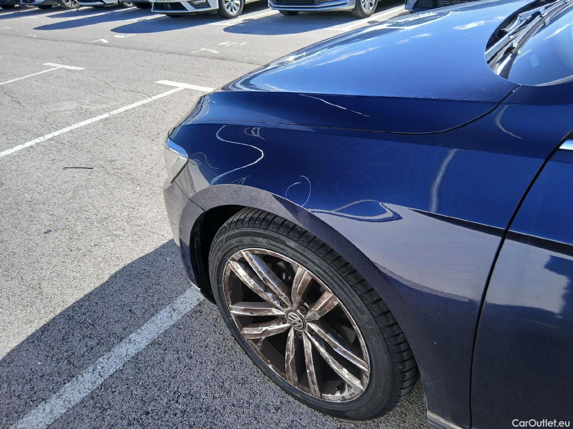  Volkswagen  Passat VOLKSWAGEN  / 2014 / 4P / sedán Sport 2.0 TDI 140kW (190CV) DSG #9