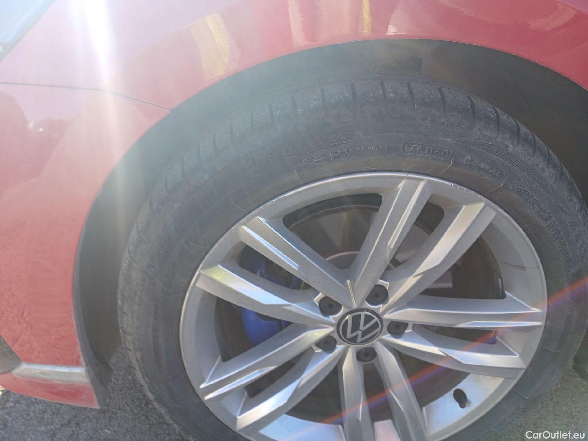  Volkswagen  Passat VOLKSWAGEN  / 2019 / 5P / familiar Variant GTE 1.4 TSI e-Power 115kW + 85kW #3