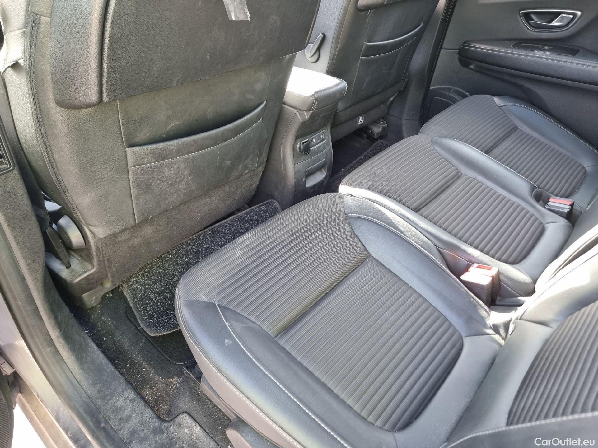  Renault  Scenic RENAULT Scénic / 2016 / 5P / monovolumen compacto Zen Energy dCi 96kW (130CV) #52