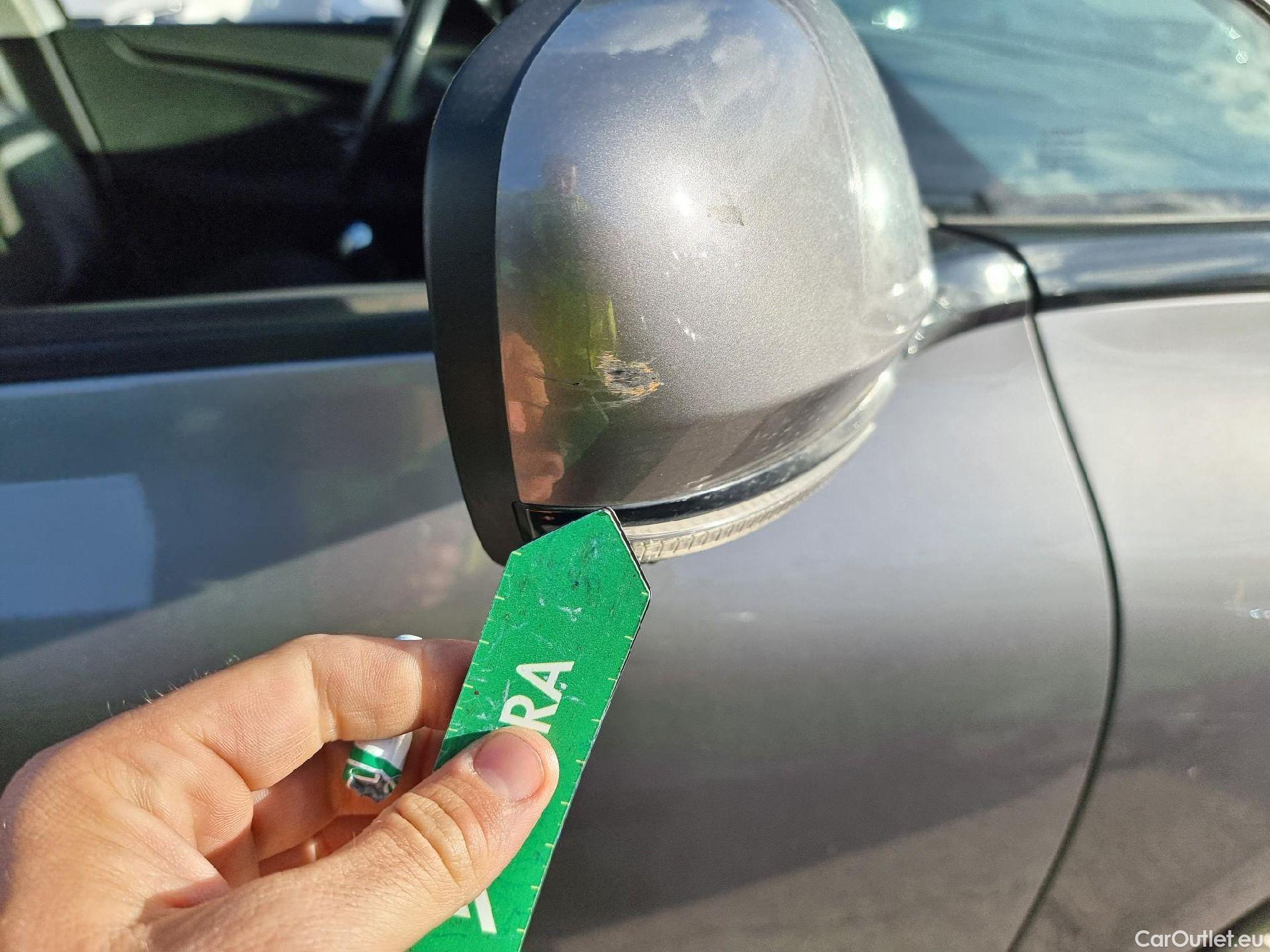  Renault  Scenic RENAULT Scénic / 2016 / 5P / monovolumen compacto Zen Energy dCi 96kW (130CV) #41