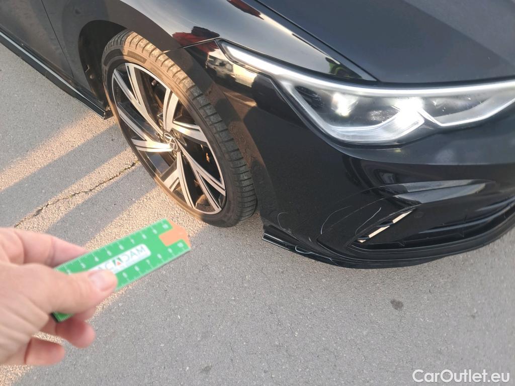  Volkswagen  Golf  VOLKSWAGEN / 2020 / 5P / berlina con portón R-Line 1.5 TSI 110kW (150CV) #16