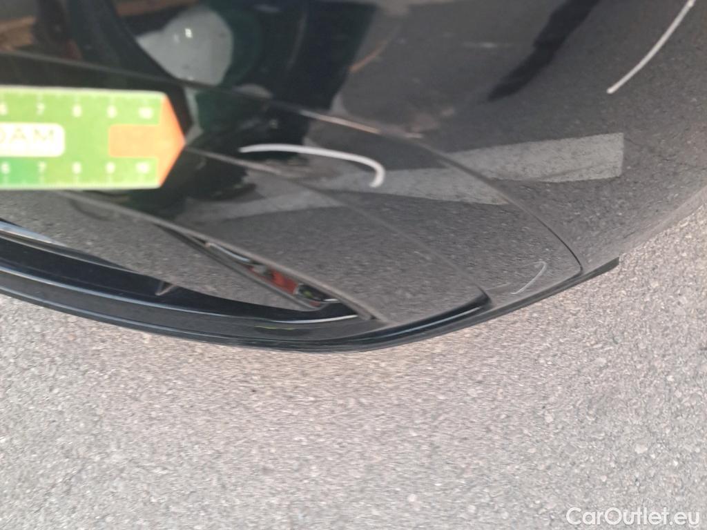  Volkswagen  Golf  VOLKSWAGEN / 2020 / 5P / berlina con portón R-Line 1.5 TSI 110kW (150CV) #11