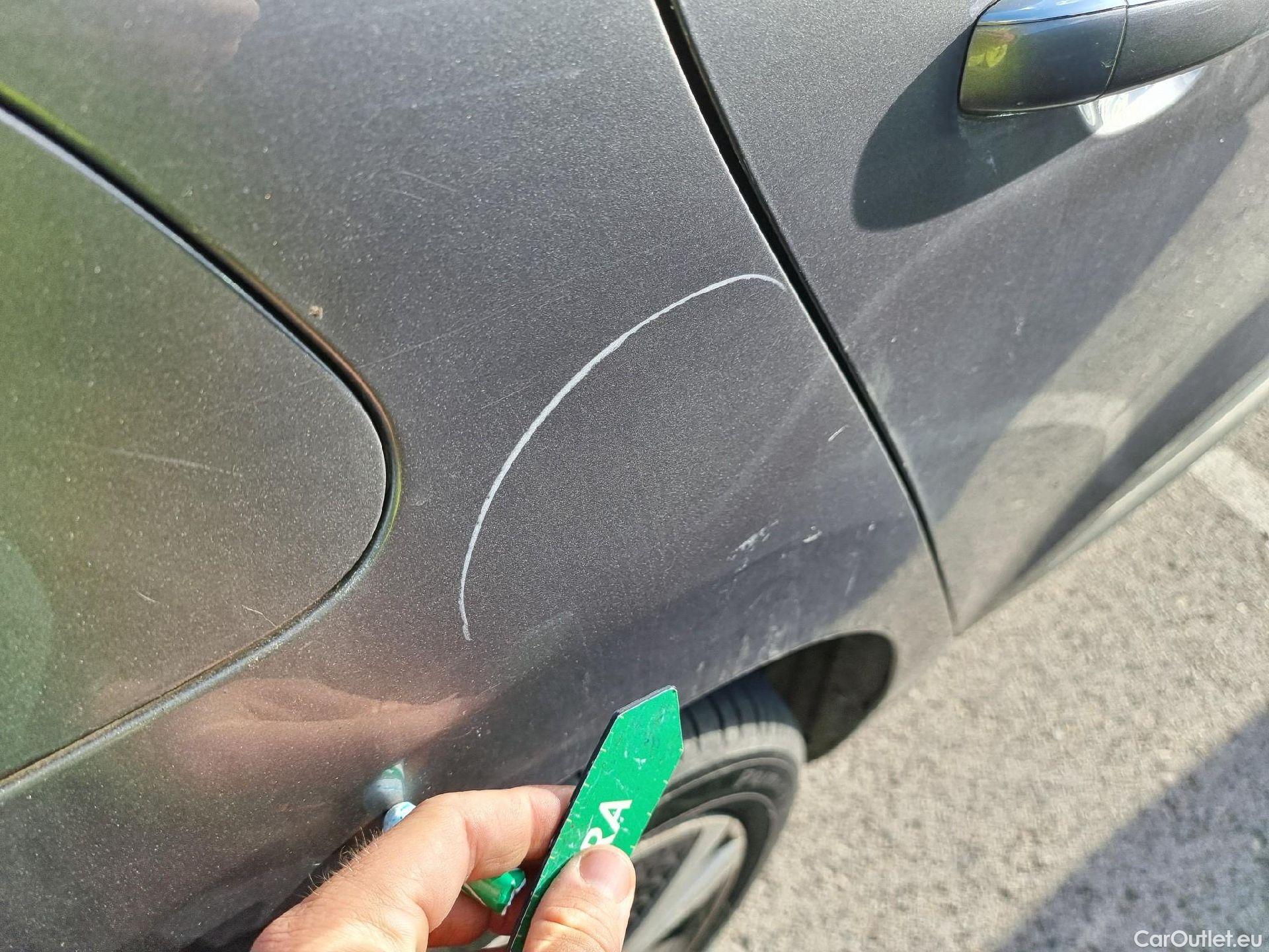  Renault  Scenic RENAULT Scénic / 2016 / 5P / monovolumen compacto Zen Energy dCi 96kW (130CV) #32