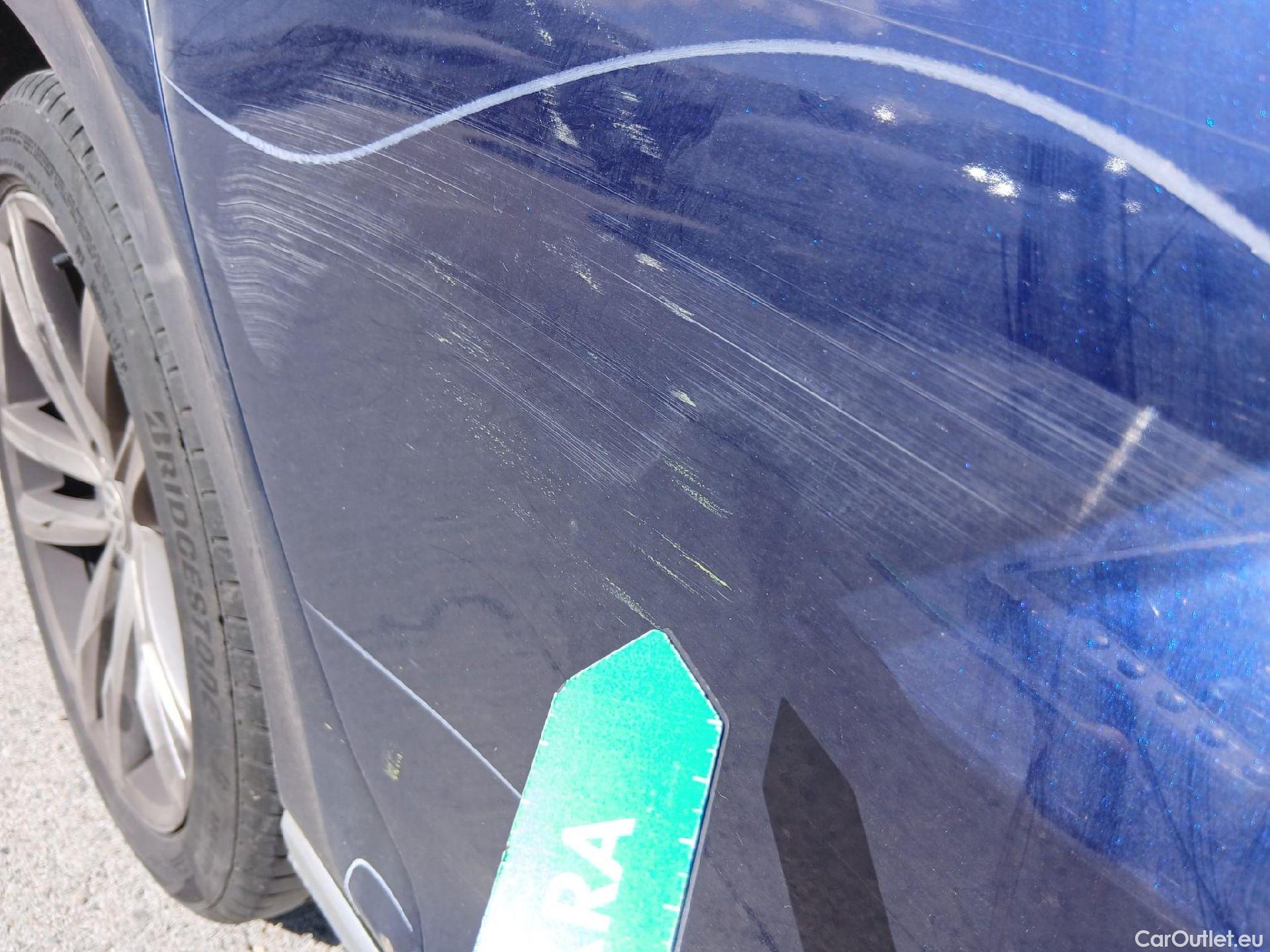  Volkswagen  Passat VOLKSWAGEN  / 2014 / 4P / sedán Sport 2.0 TDI 140kW (190CV) DSG #30