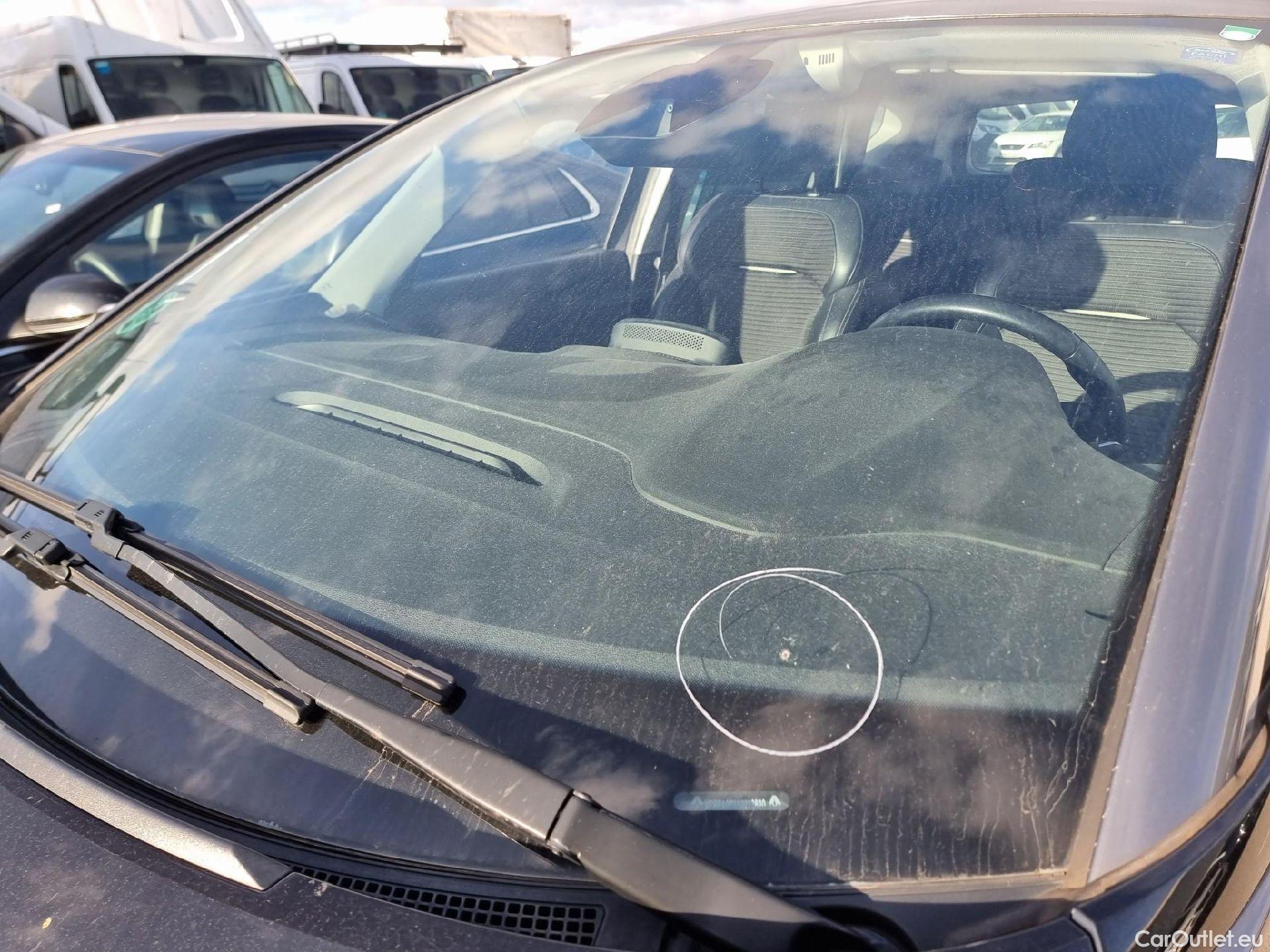  Renault  Scenic RENAULT Scénic / 2016 / 5P / monovolumen compacto Zen Energy dCi 96kW (130CV) #12