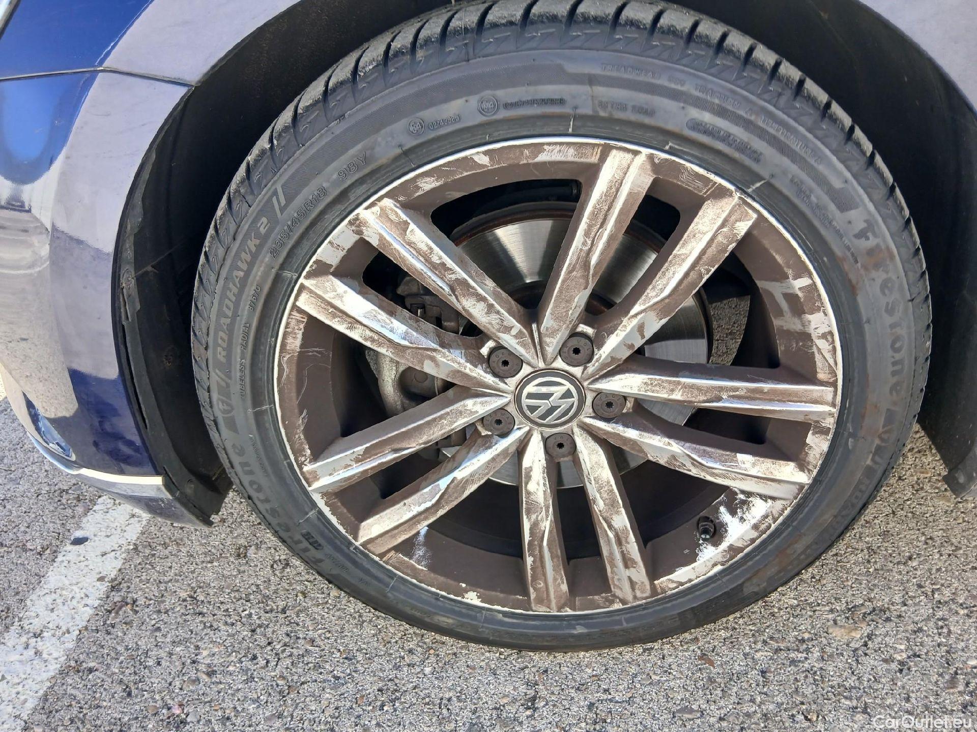  Volkswagen  Passat VOLKSWAGEN  / 2014 / 4P / sedán Sport 2.0 TDI 140kW (190CV) DSG #41