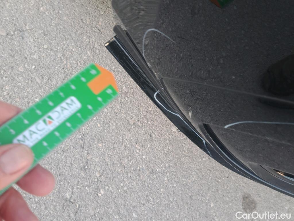  Volkswagen  Golf  VOLKSWAGEN / 2020 / 5P / berlina con portón R-Line 1.5 TSI 110kW (150CV) #5