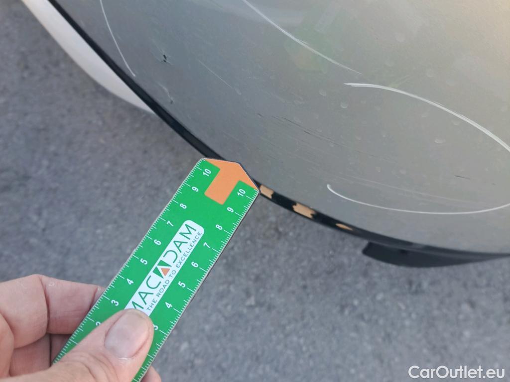  Toyota  Corolla TOYOTA  / 2019 / 5P / familiar 2.0 180H FEEL! E-CVT TOURING SPORT #38