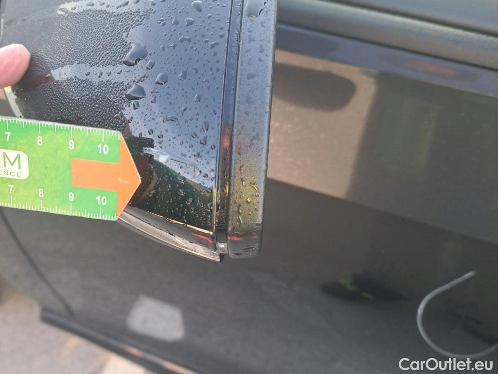  Volkswagen  Golf  VOLKSWAGEN / 2020 / 5P / berlina con portón R-Line 1.5 TSI 110kW (150CV) #21