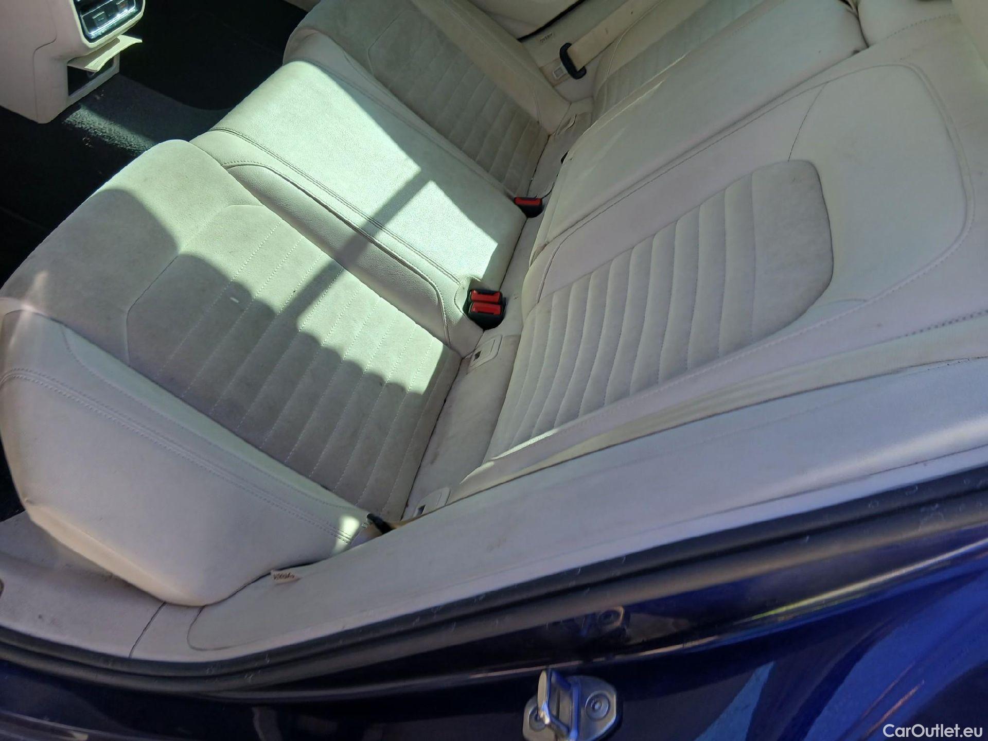  Volkswagen  Passat VOLKSWAGEN  / 2014 / 4P / sedán Sport 2.0 TDI 140kW (190CV) DSG #22