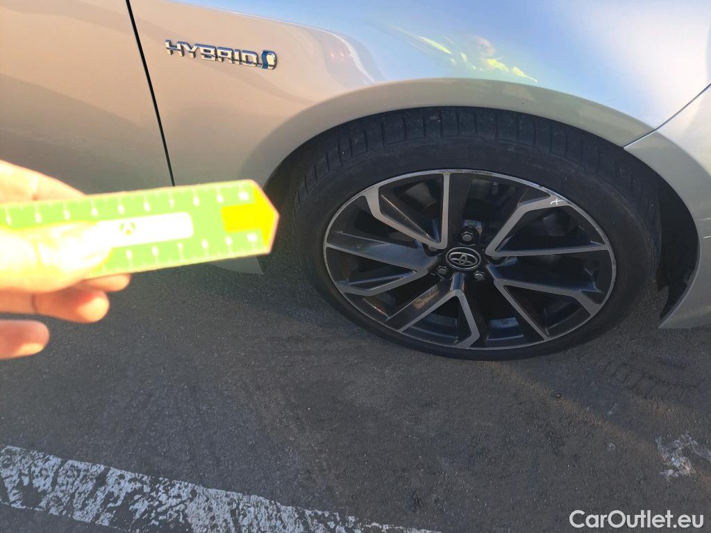  Toyota  Corolla TOYOTA  / 2019 / 5P / familiar 2.0 180H FEEL! E-CVT TOURING SPORT #22