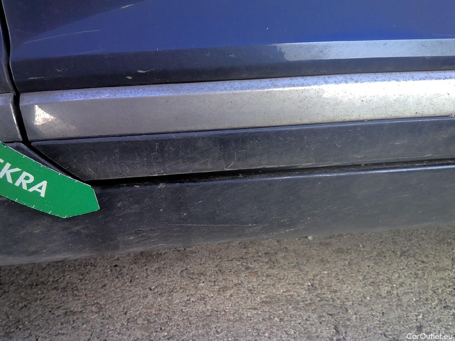  Volkswagen  Passat VOLKSWAGEN  / 2014 / 4P / sedán Sport 2.0 TDI 140kW (190CV) DSG #45