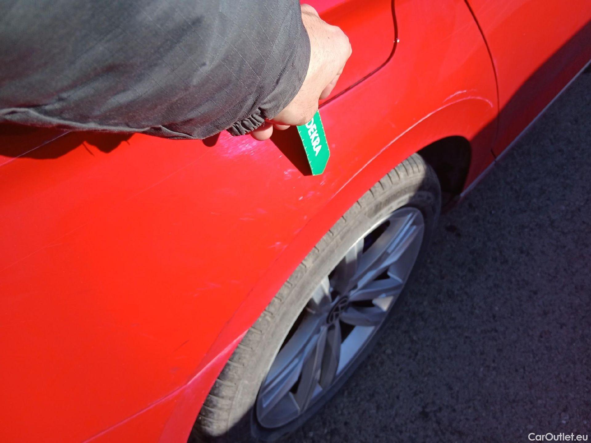  Volkswagen  Passat VOLKSWAGEN  / 2019 / 5P / familiar Variant GTE 1.4 TSI e-Power 115kW + 85kW #7