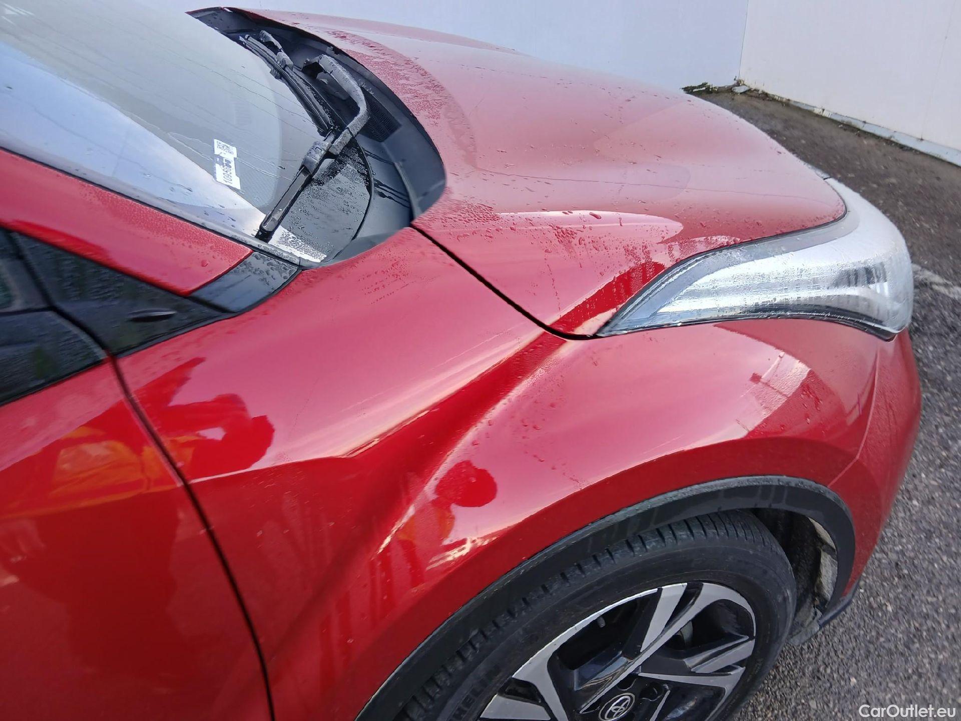  Toyota  C-HR TOYOTA  / 2019 / 5P / todoterreno 1.8 125H Advance #16