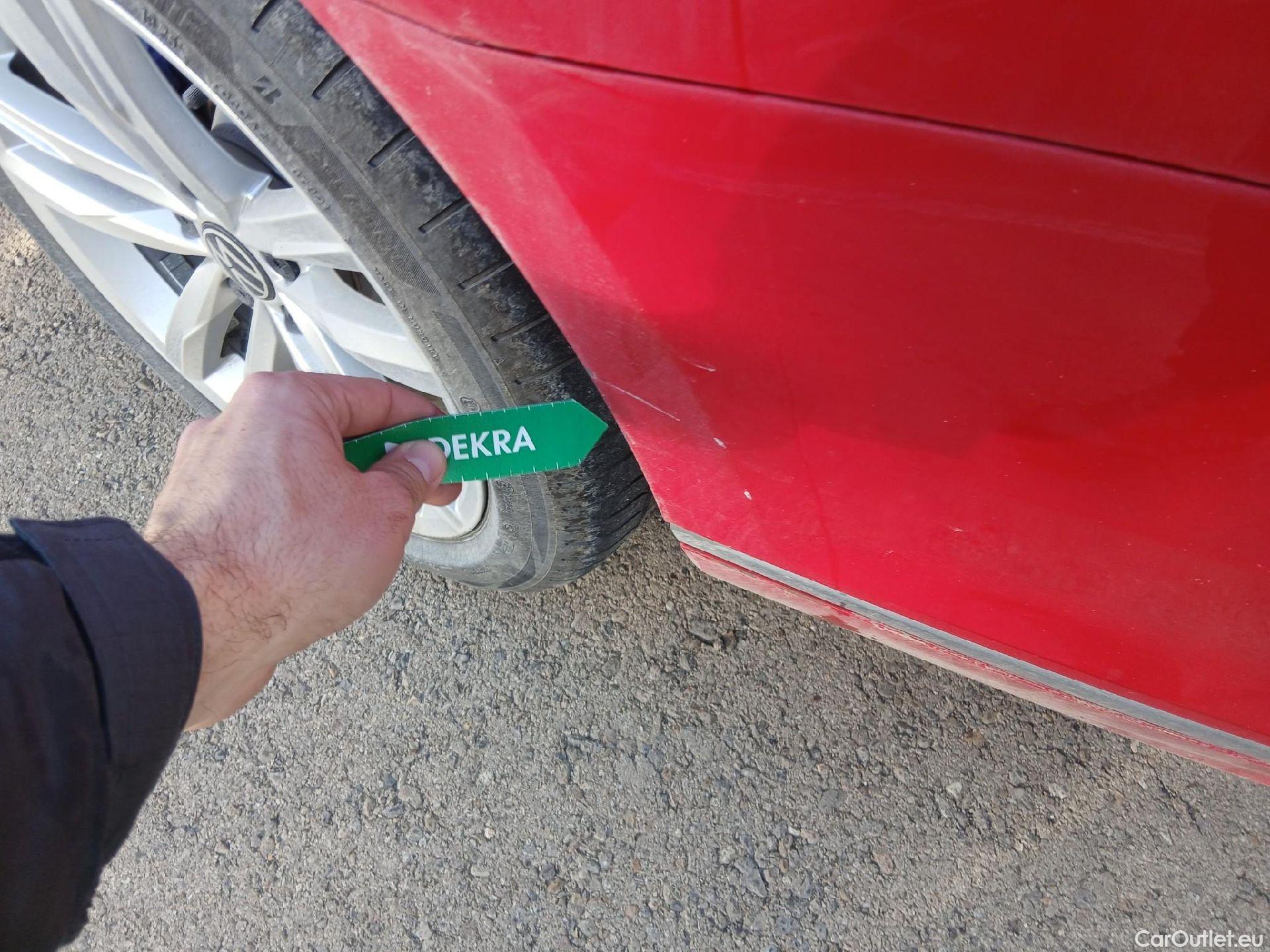  Volkswagen  Passat VOLKSWAGEN  / 2019 / 5P / familiar Variant GTE 1.4 TSI e-Power 115kW + 85kW #6