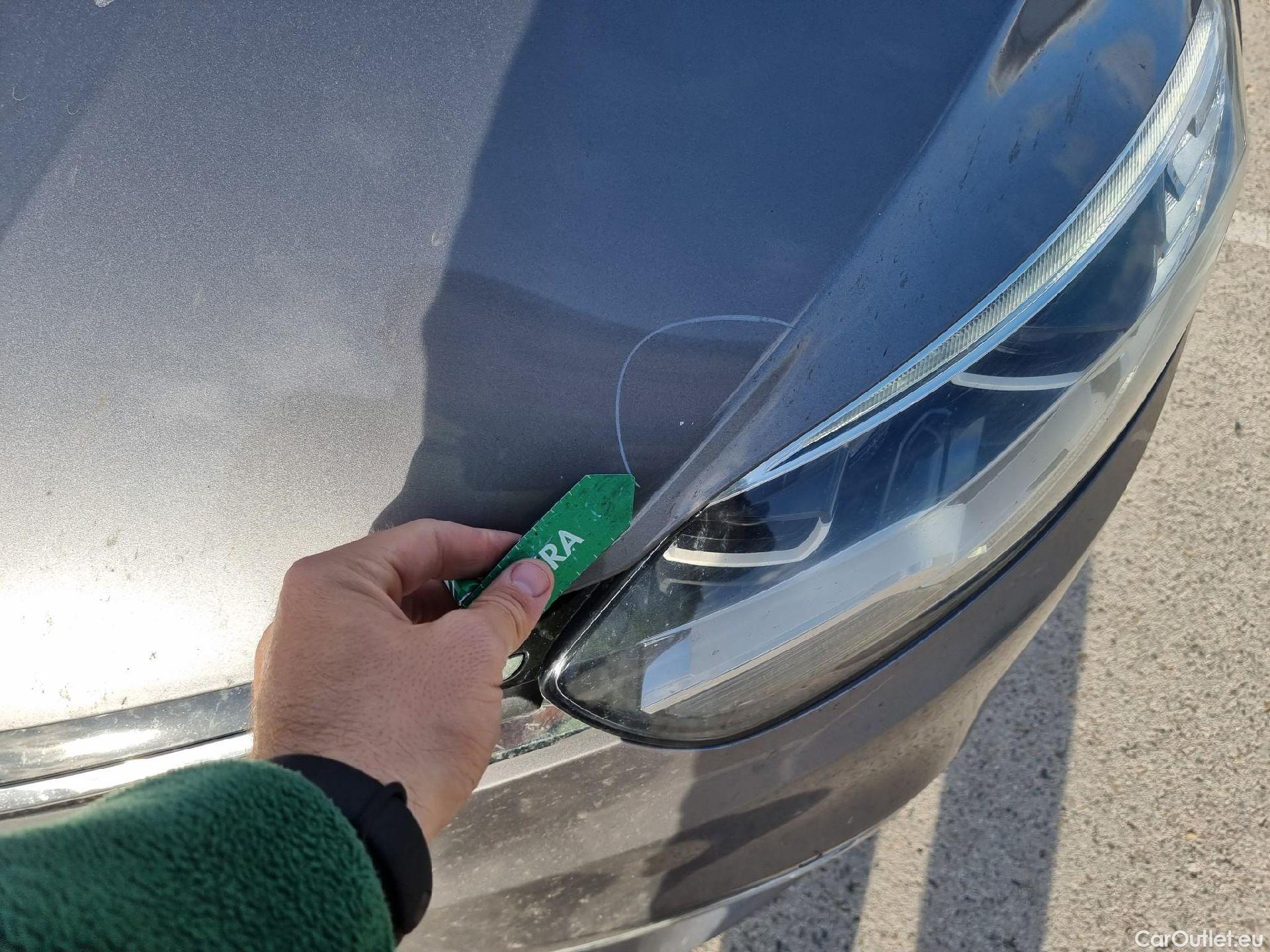  Renault  Scenic RENAULT Scénic / 2016 / 5P / monovolumen compacto Zen Energy dCi 96kW (130CV) #7