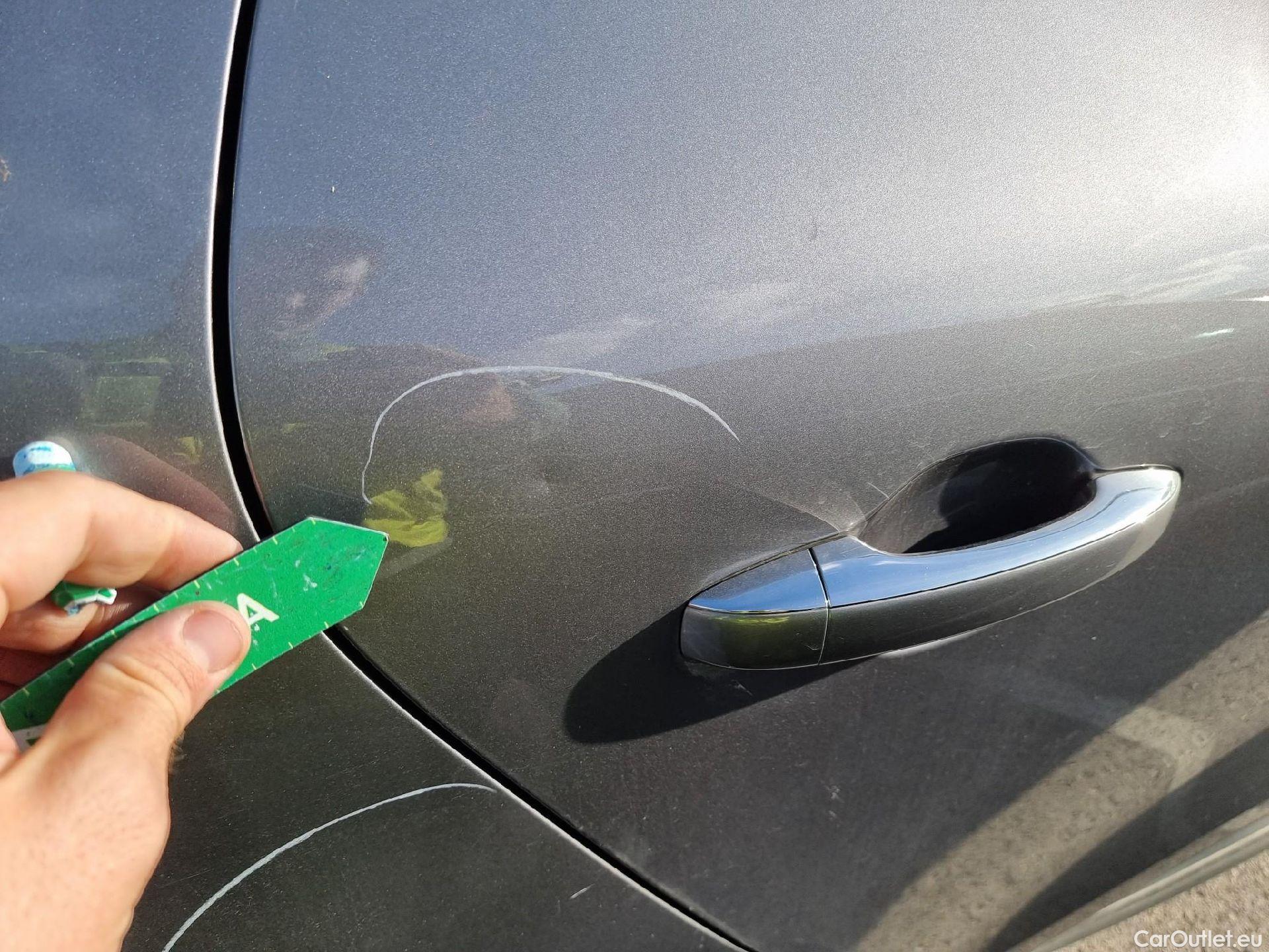  Renault  Scenic RENAULT Scénic / 2016 / 5P / monovolumen compacto Zen Energy dCi 96kW (130CV) #34