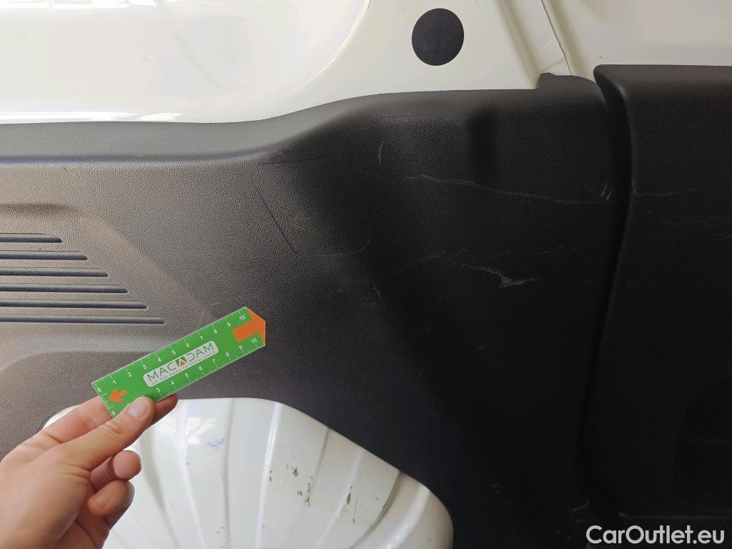  Opel  Combo OPEL  / 2018 / 3P / furgón derivado de turismo 1.5 TD 75kW (100CV) Express L H1 650kg #66