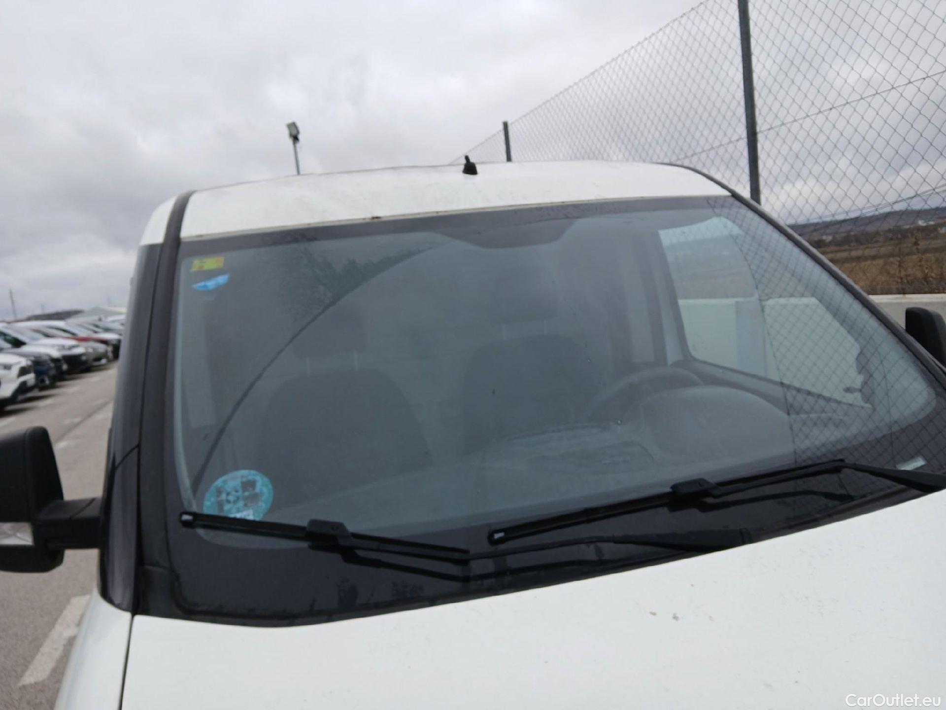  Opel  Combo OPEL  / 2012 / 3P / furgón derivado de turismo Cargo 1.3 CDTI 70kW (95CV) L1 H1 #19