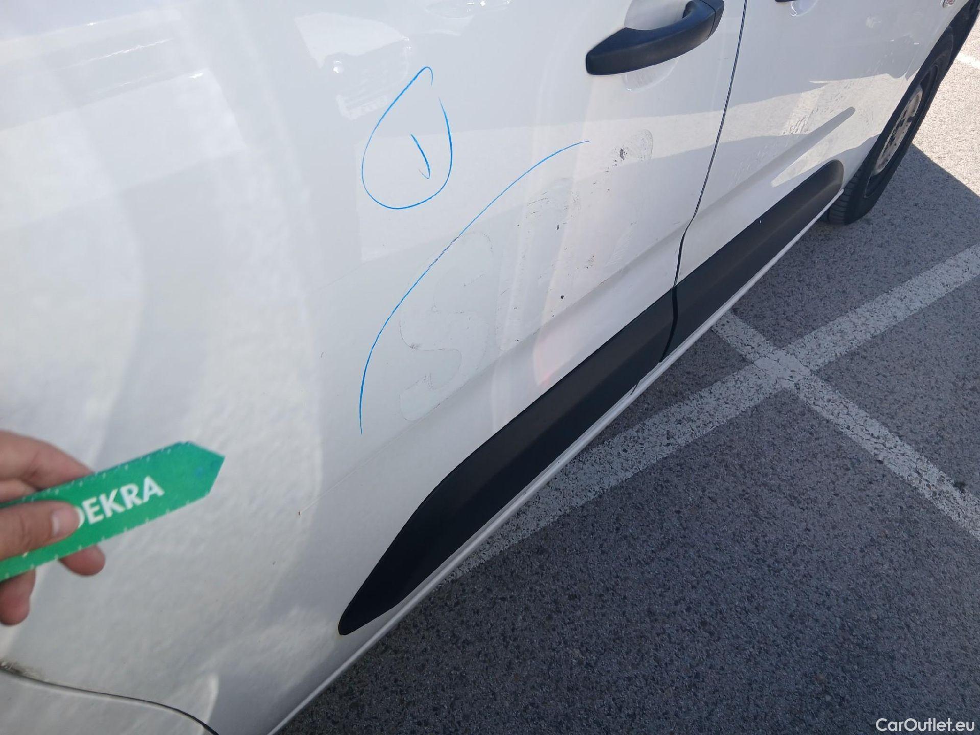  Citroen  Berlingo CITROEN  / 2018 / 3P / furgón derivado de turismo Talla M BlueHDi 100 CONTROL #27