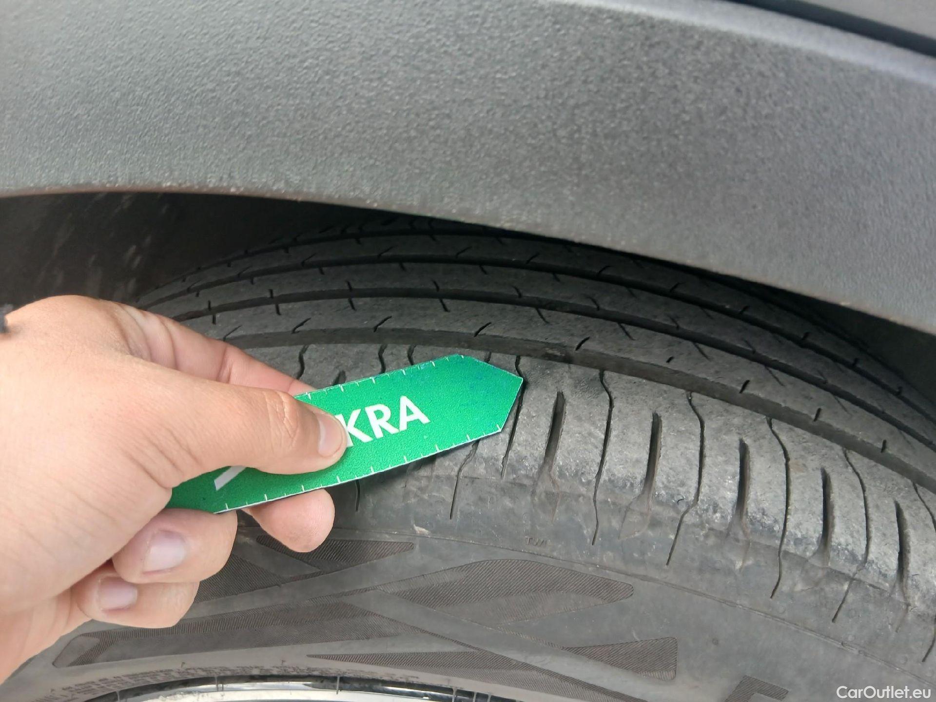  Volvo  XC 40 VOLVO XC40 / 2017 / 5P / todoterreno 1.5 T2 Momentum Pro Auto #7