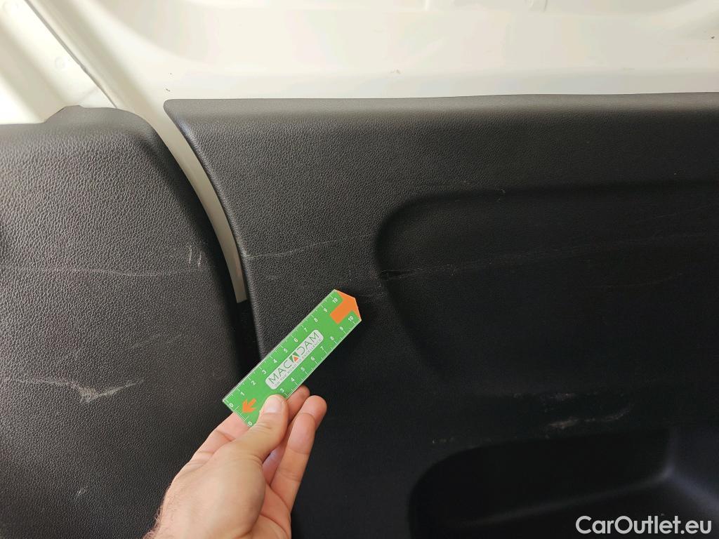  Opel  Combo OPEL  / 2018 / 3P / furgón derivado de turismo 1.5 TD 75kW (100CV) Express L H1 650kg #68