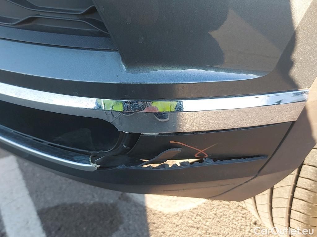  Volkswagen  T-ROC VOLKSWAGEN  / 2017 / 5P / todoterreno Advance 2.0 TDI 110kW (150CV) DSG (AC2) #1