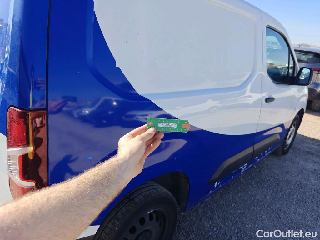  Opel  Combo OPEL  / 2018 / 3P / furgón derivado de turismo 1.5 TD 75kW (100CV) Express L H1 650kg #15